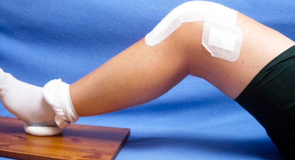 Knee injuries are one of the causes of joint development